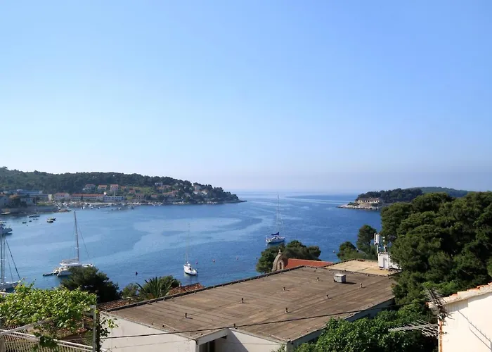 Appartamento By The Sea Hvar - 591