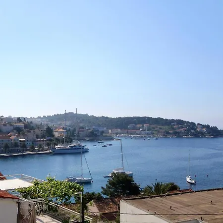 Appartement By The Sea Hvar - 591 Hvar Town